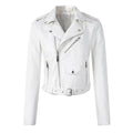 Aria | Giacca da donna corta in ecopelle stile moto con cintura, modello biker