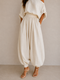 Eleonora | Elegante completo a due pezzi con una sola spallina