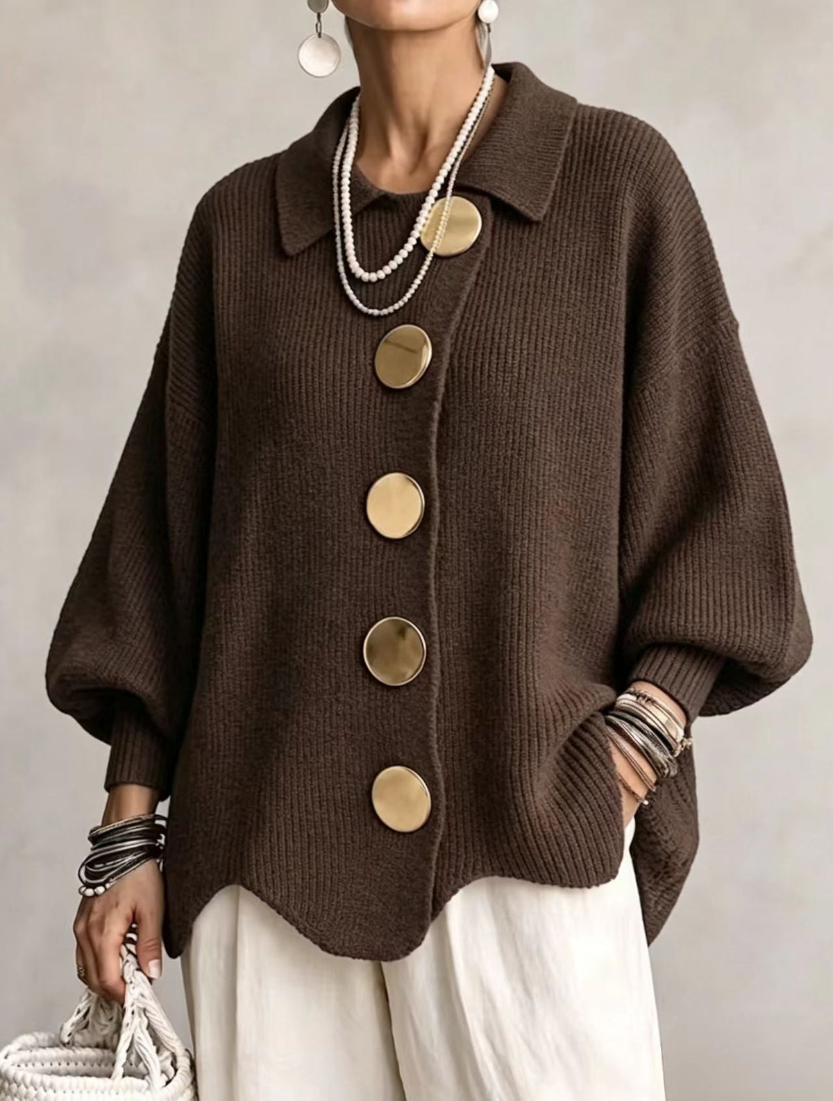 Isadora | Cardigan oversize con dettagli dorati