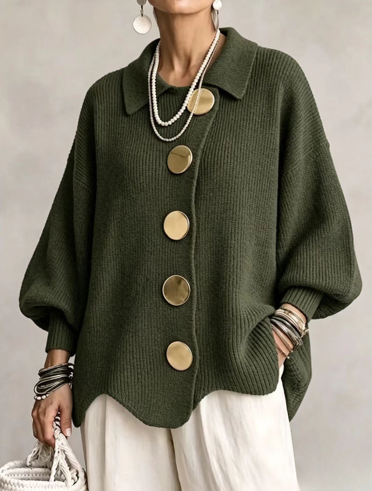 Isadora | Cardigan oversize con dettagli dorati