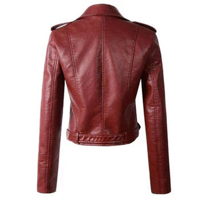 Aria | Giacca da donna corta in ecopelle stile moto con cintura, modello biker
