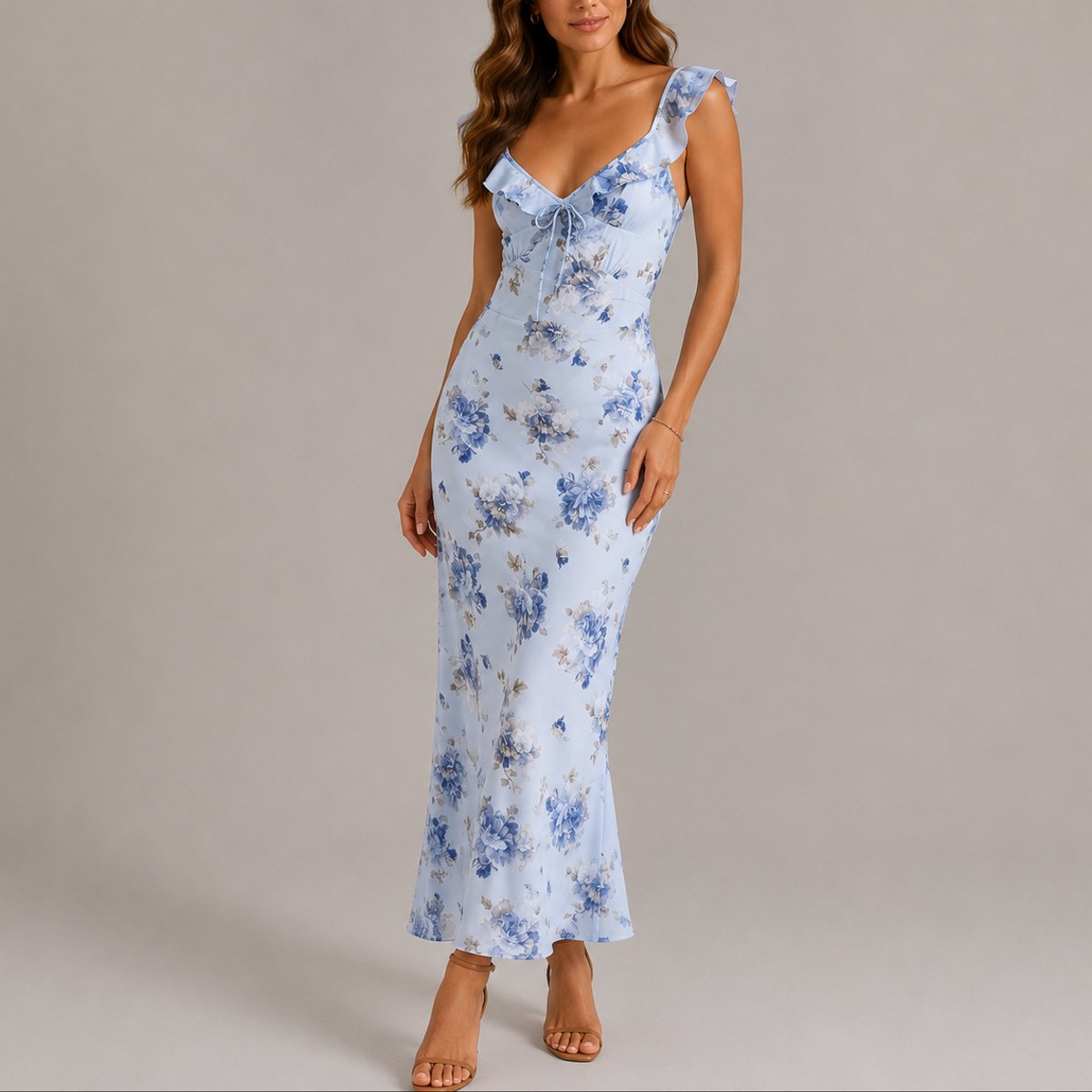 Evelyn | Abito lungo da cerimonia autunnale da donna, aderente, con spalline e volant floreali