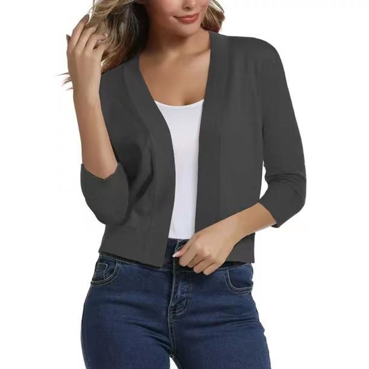 Olivia | Cardigan corto da donna con apertura frontale e maniche a tre quarti