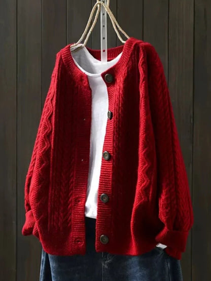Victoria | Cardigan da donna oversize con lavorazione a trecce e bottoni