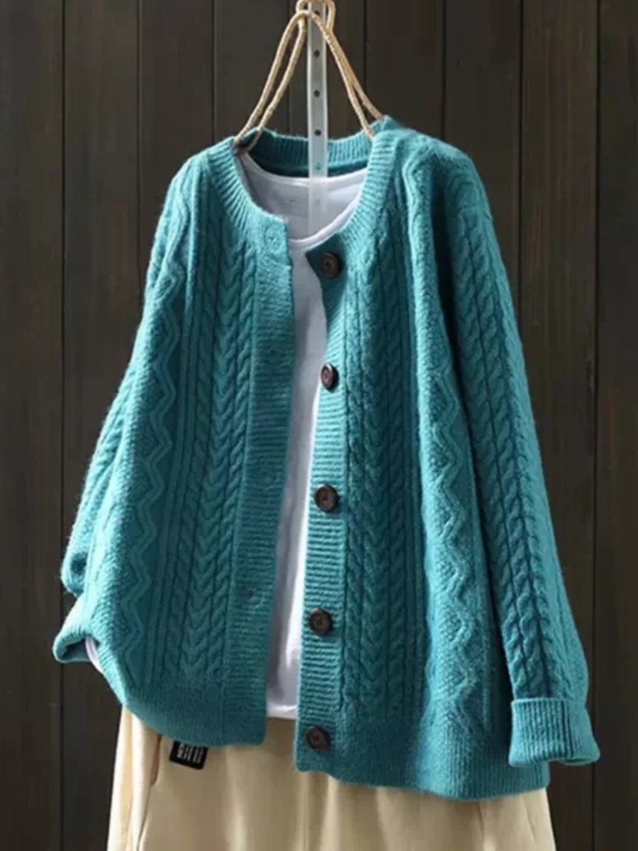 Victoria | Cardigan da donna oversize con lavorazione a trecce e bottoni