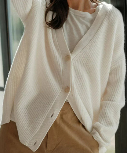 Isabella | Cardigan da donna in cashmere con scollo a V e vestibilità comoda, con chiusura a bottoni sul davanti